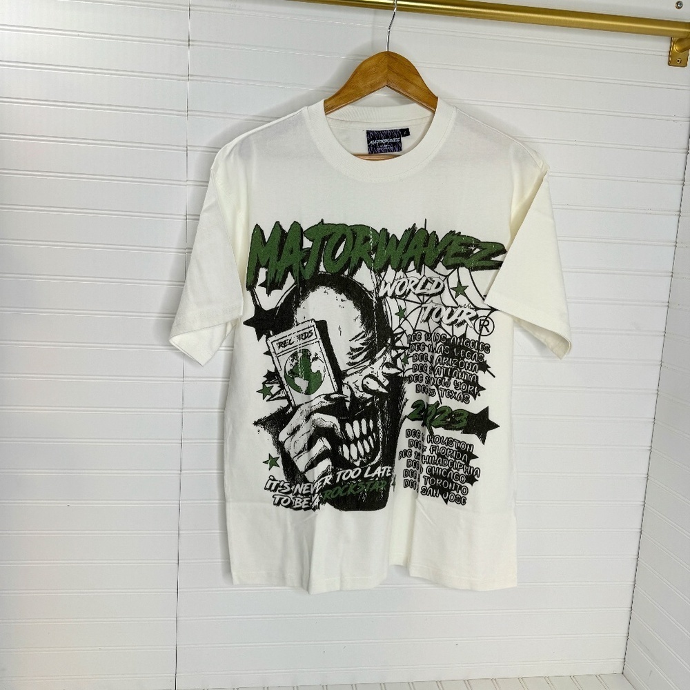 NWT Majorwavez World Tour Small Graphic T Shirt